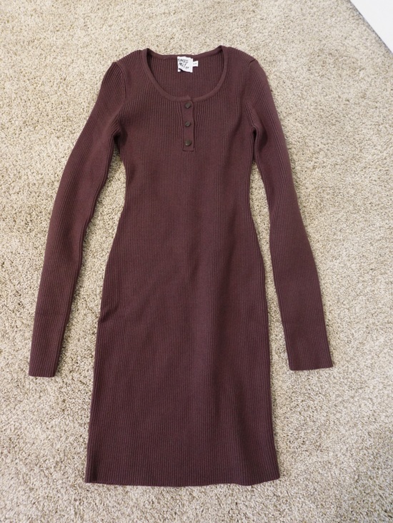 Princess Polly Dresses & Skirts - Princess Polly women’s Ribbed Turtleneck Sweater dress
